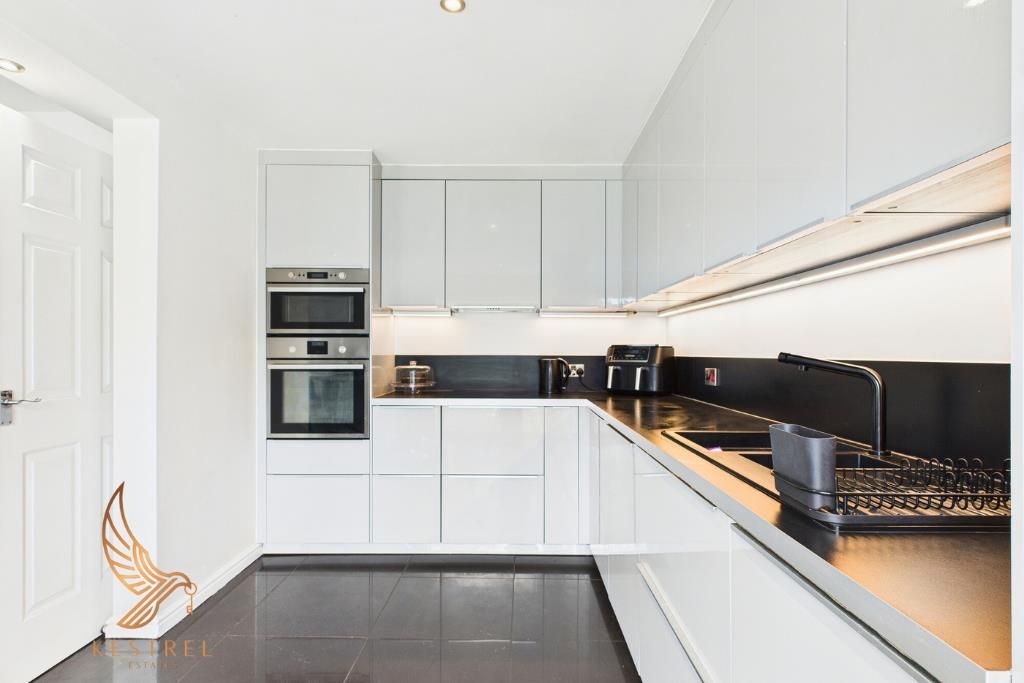 Property photo 3 of 35 17.Png