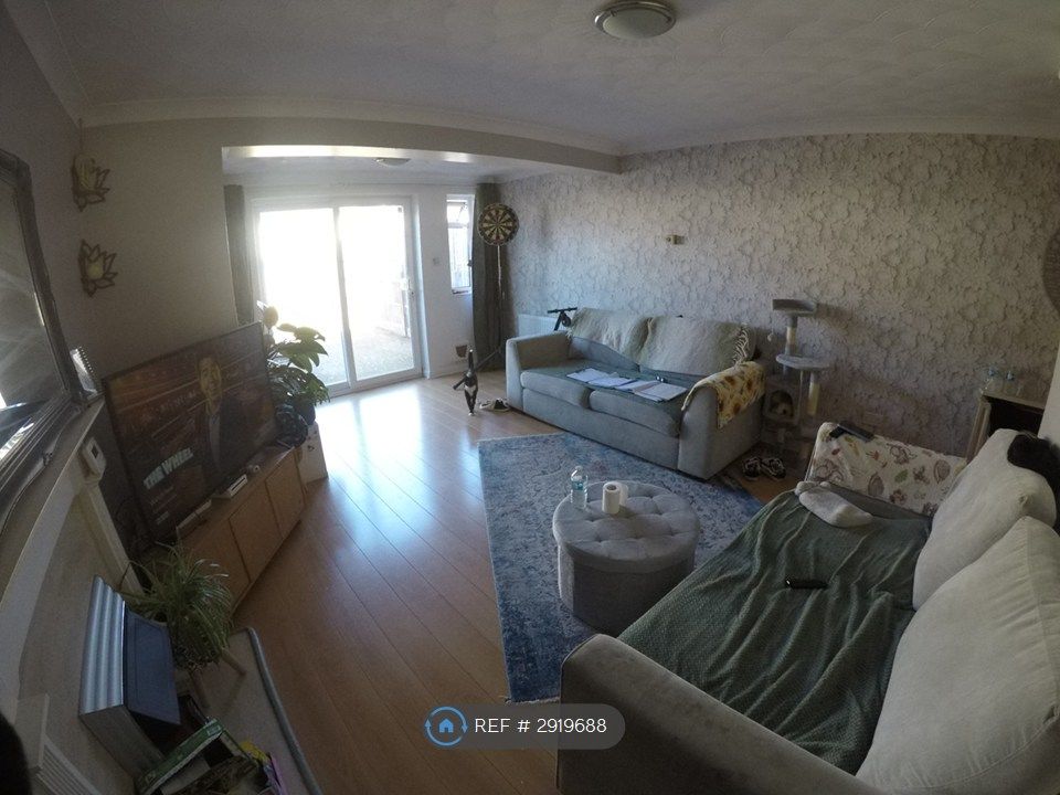 Property photo 2 of 4