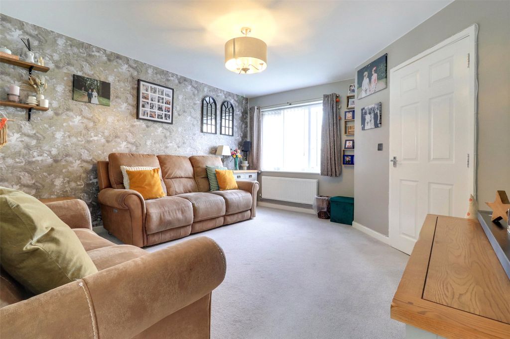 Property photo 3 of 15 Picture No. 09