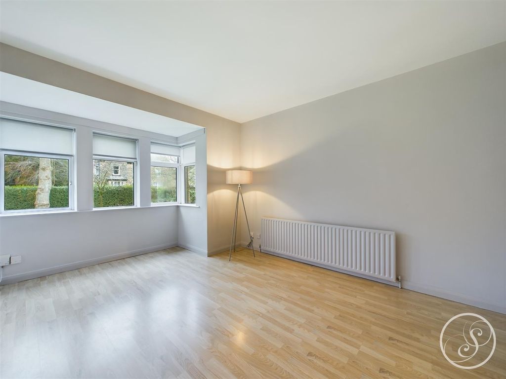 Property photo 3 of 13 Cam02071G0-Pr0497-Still006.Jpg