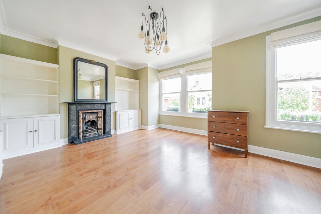 Property photo 2 of 18 2-6823233Acc290-1...