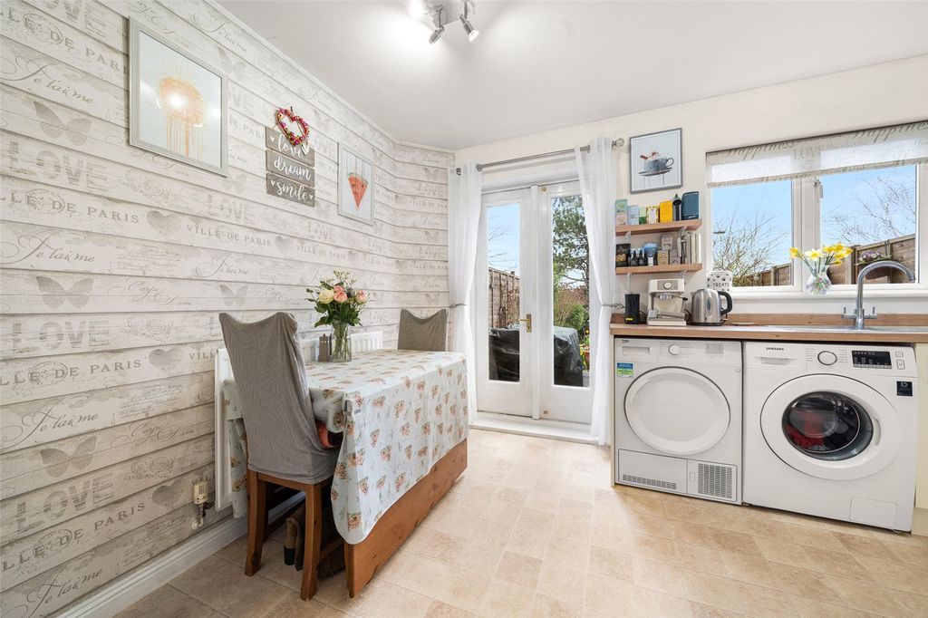 Property photo 3 of 12 Picture No. 04