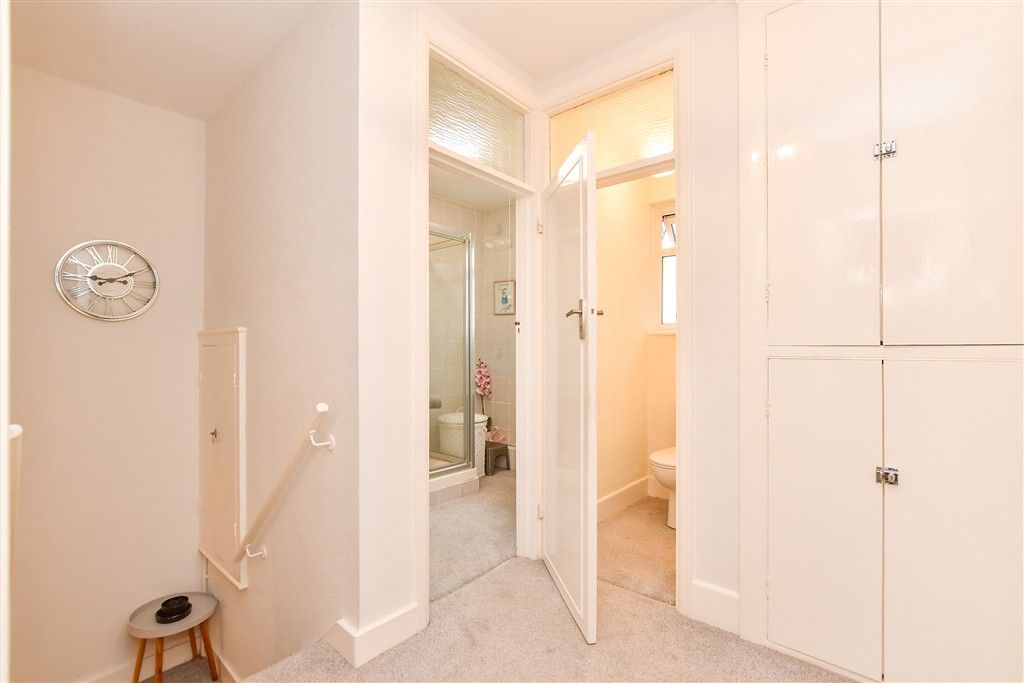Property photo 2 of 13 Entrance Hall
