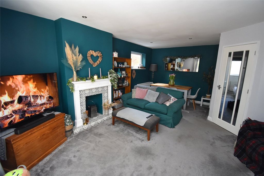 Additional image 14 of 5 bed detached house for saleWest Hill, Dunstable, Bedfordshire LU6