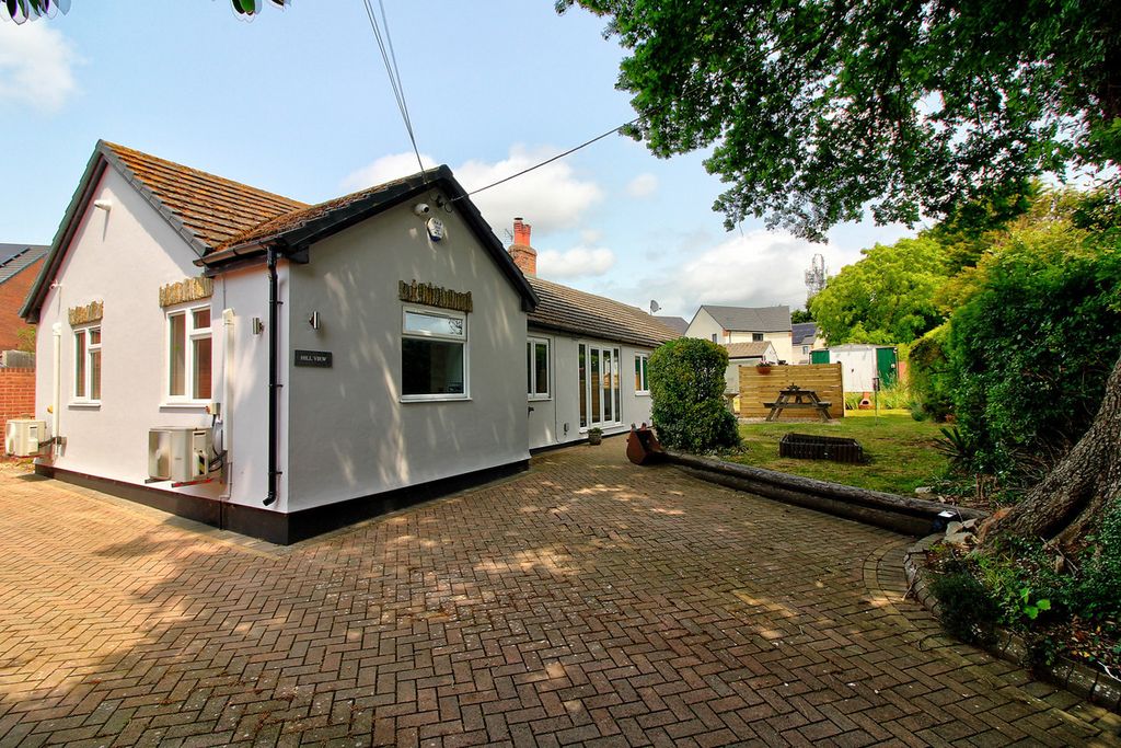 Property photo 1 of 24