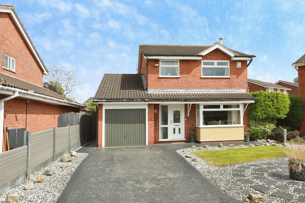 Property photo 1 of 18 Pbox-Img.Jpg