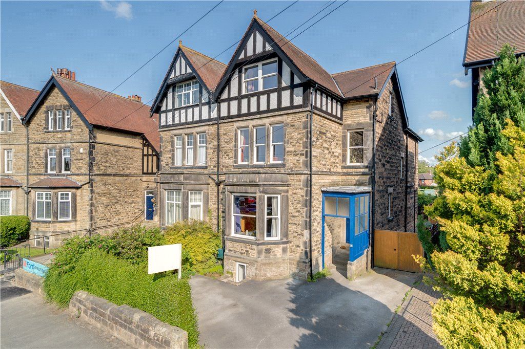Property photo 1 of 33 Picture No. 08