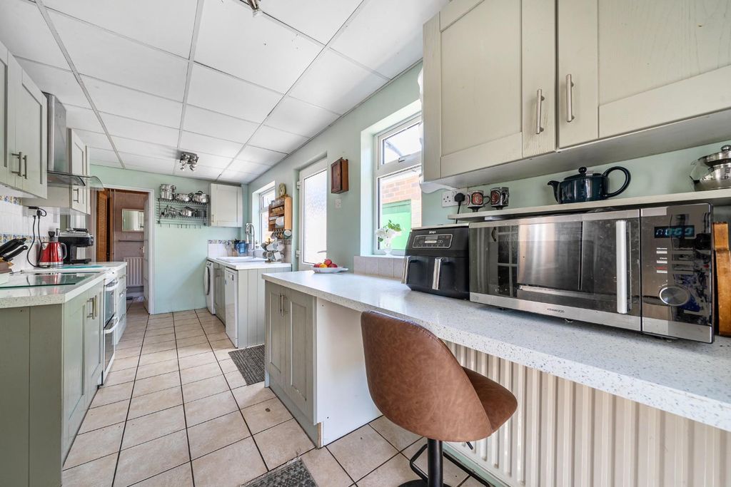 Property photo 2 of 22 1481160-17-6A3Bd7d70c679.Jpg