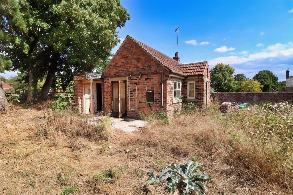 Property photo 2 of 12 Img_7056.Jpg