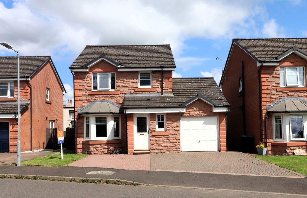 Property photo 1 of 30