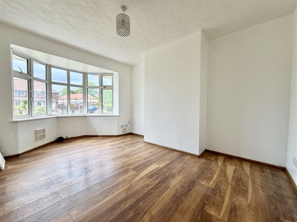 Property photo 2 of 8 Img_4366.Jpg