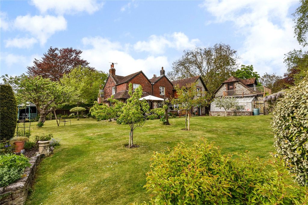Property photo 2 of 23 Picture No. 31