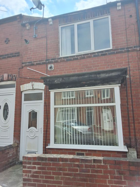 Property photo 1 of 7 Front