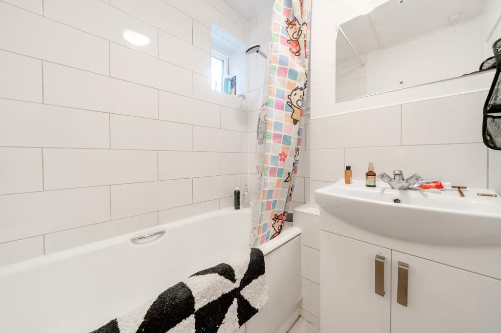Property photo 2 of 15 Bath