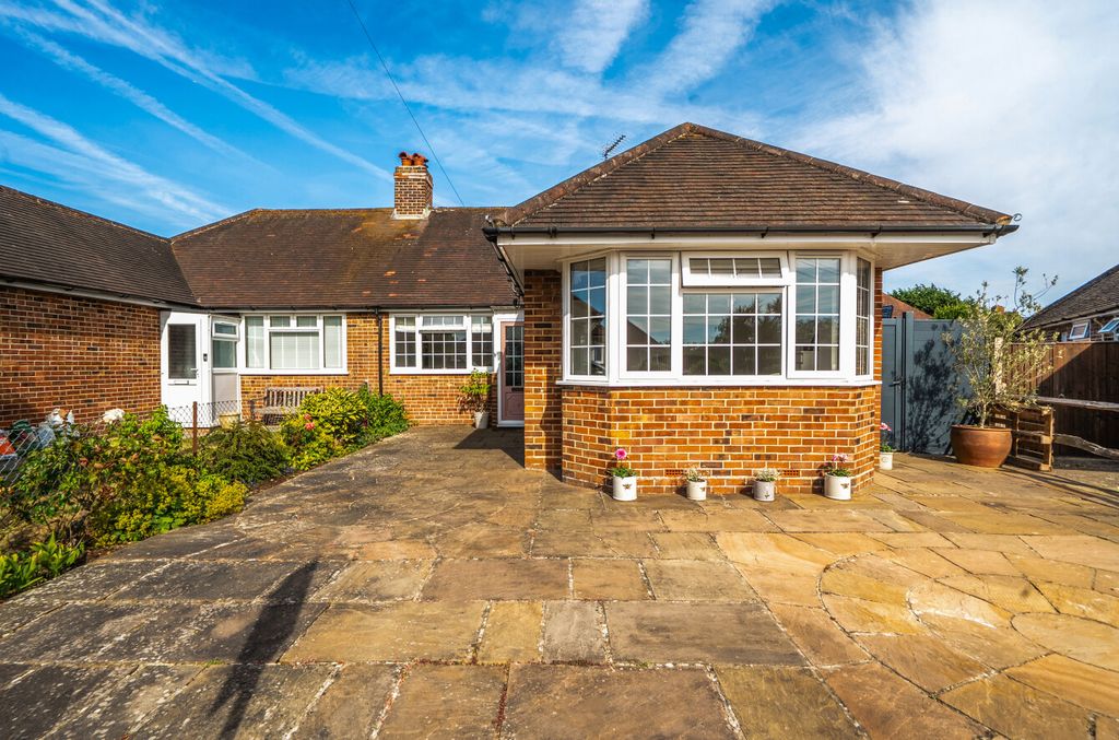 Property photo 1 of 15 1484517-27-6A4E73...