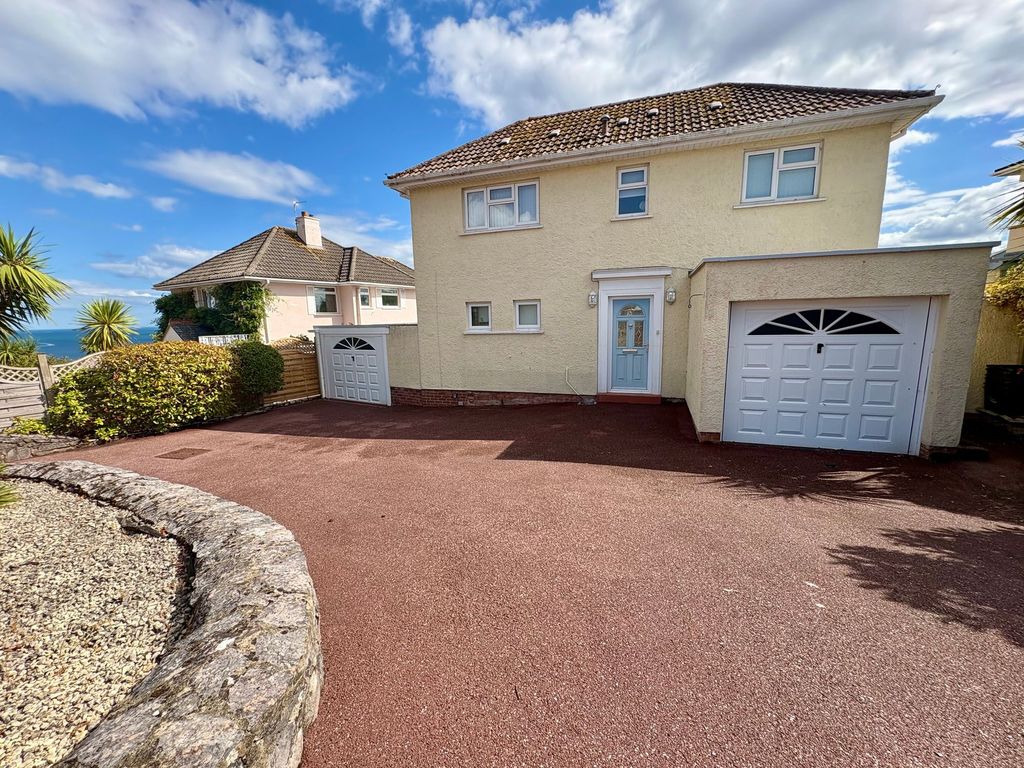 Property photo 1 of 34