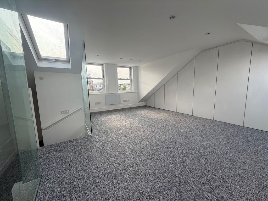 Property photo 3 of 8 Northcote5.Jpg