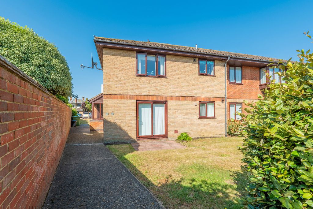 Property photo 1 of 8 4036133