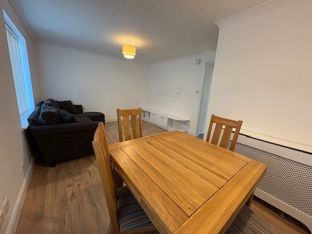 Property photo 3 of 11 Photo 3