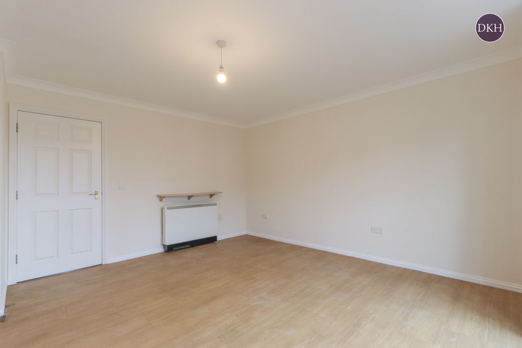 Property photo 3 of 15 Picture No. 16