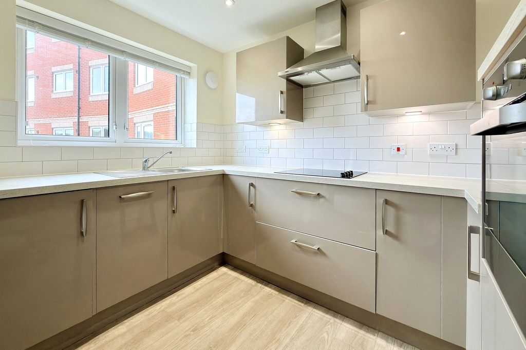 Additional image 4 of 1 bed flat for saleSouth Lawn, Sidmouth, Devon EX10