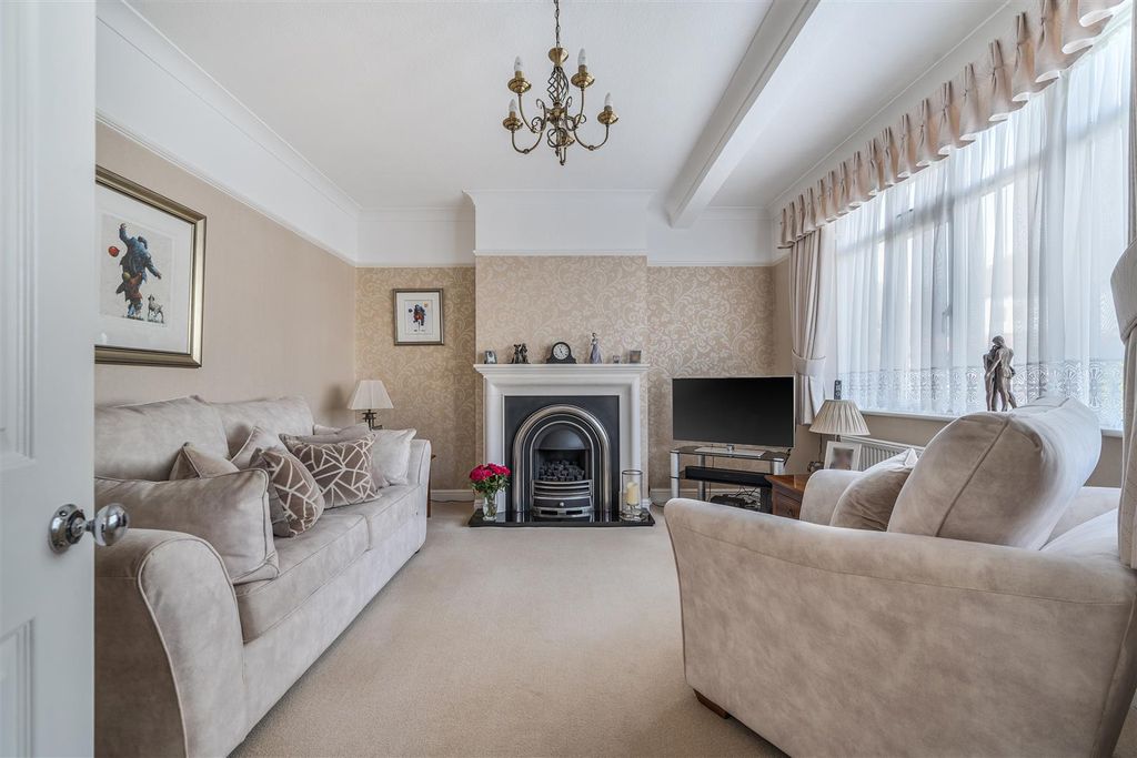 Property photo 3 of 18 1380136-2-6914B1d73Ebc3.Jpg