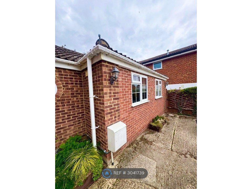 Property photo 2 of 10