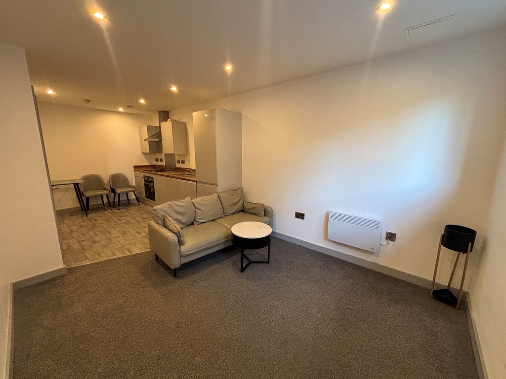 Property photo 2 of 6