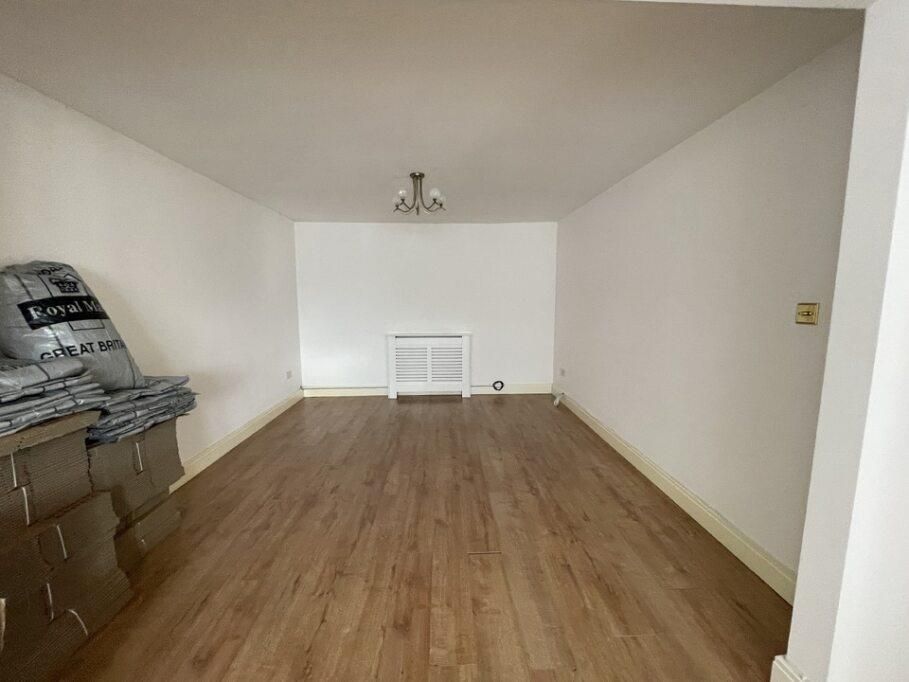 Property photo 2 of 12 68Kings2.Jpeg
