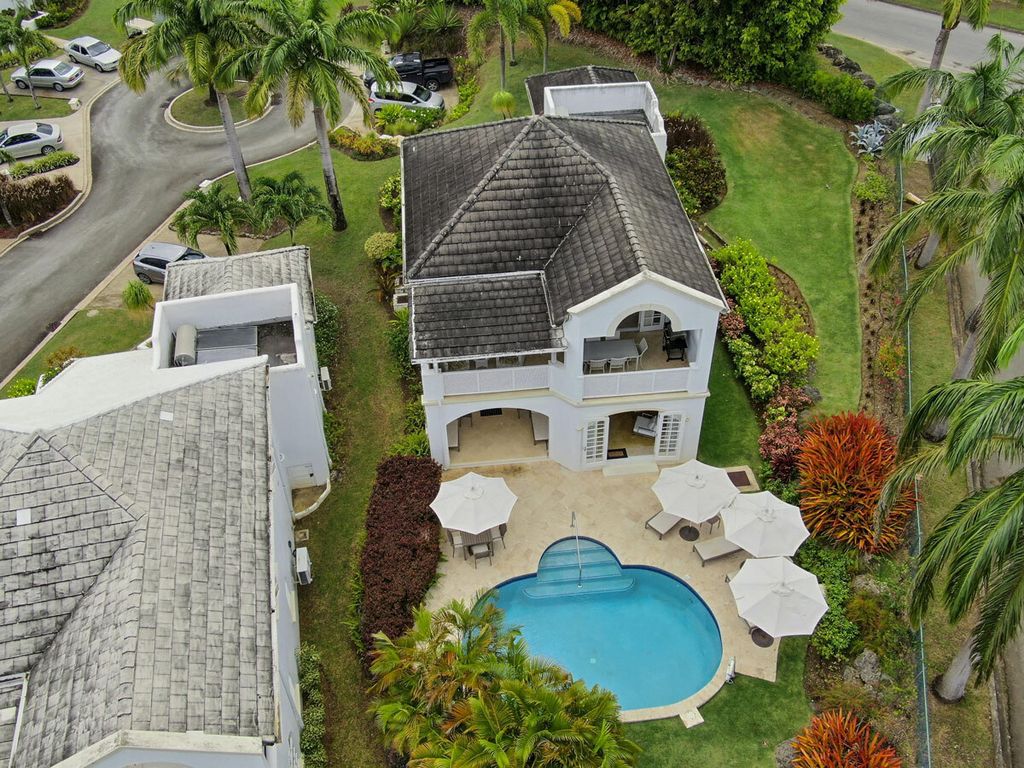 Property photo 1 of 4