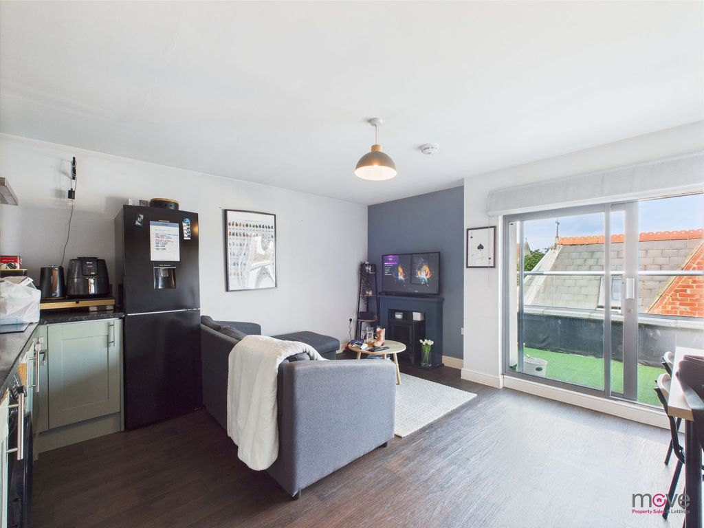 Property photo 2 of 7
