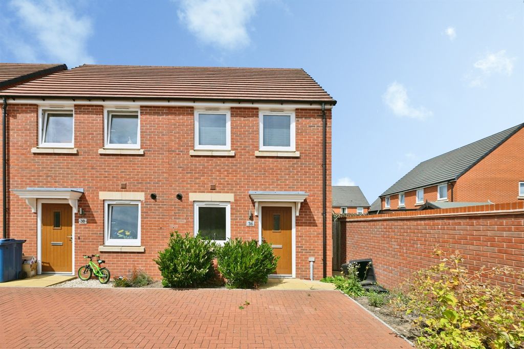 Property photo 1 of 21