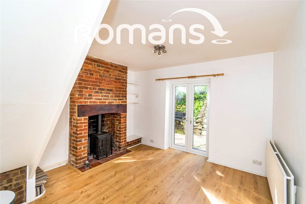 Property photo 2 of 13 Picture No. 21