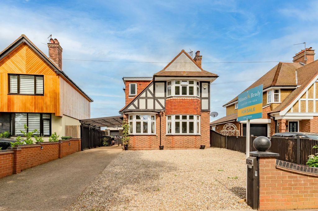 Property photo 1 of 31