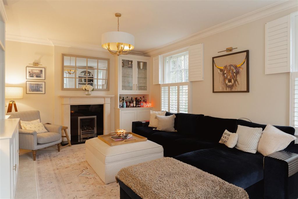 Property photo 2 of 19 8.Jpg