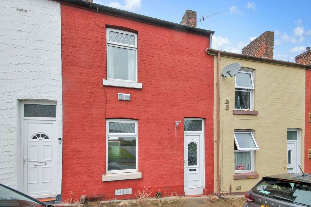 Property photo 3 of 12