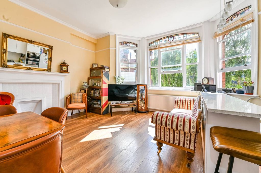 Property photo 2 of 16