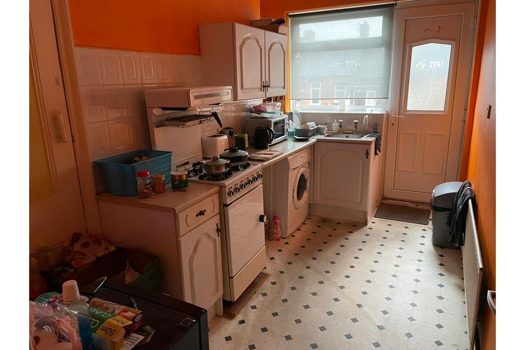 Property photo 3 of 6