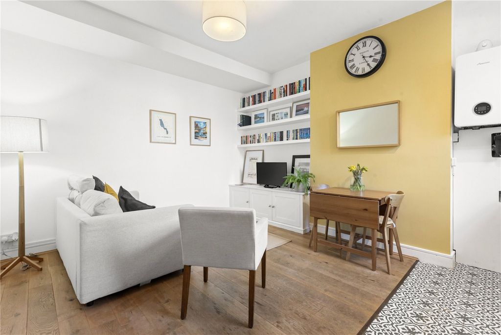 Property photo 2 of 8 Reception Room