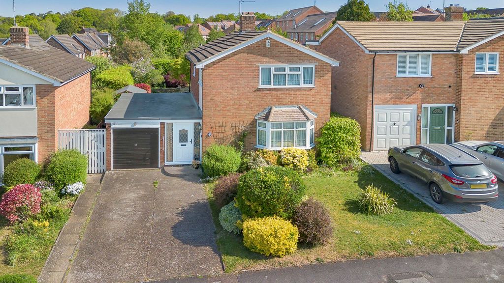 Property photo 1 of 17