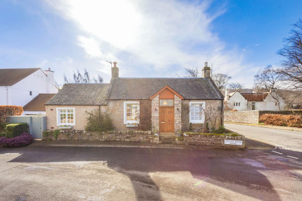 Property photo 1 of 39