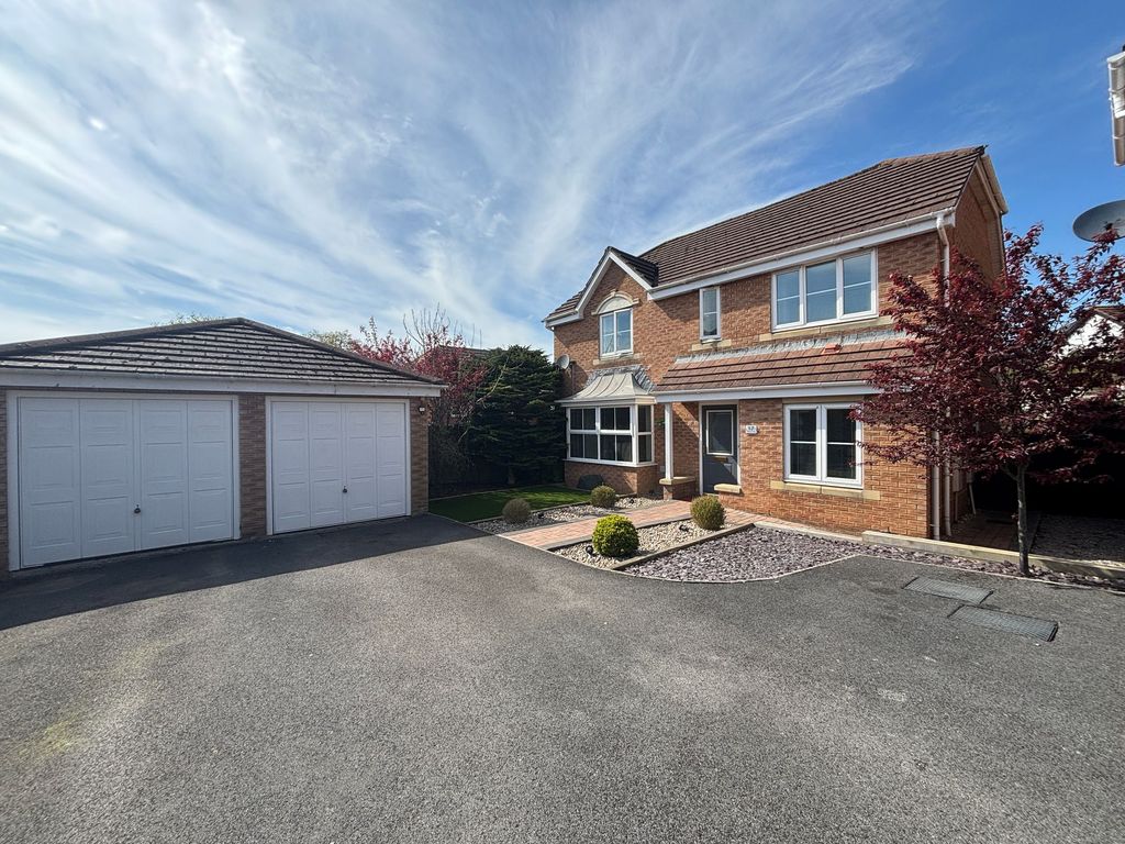 Property photo 3 of 32