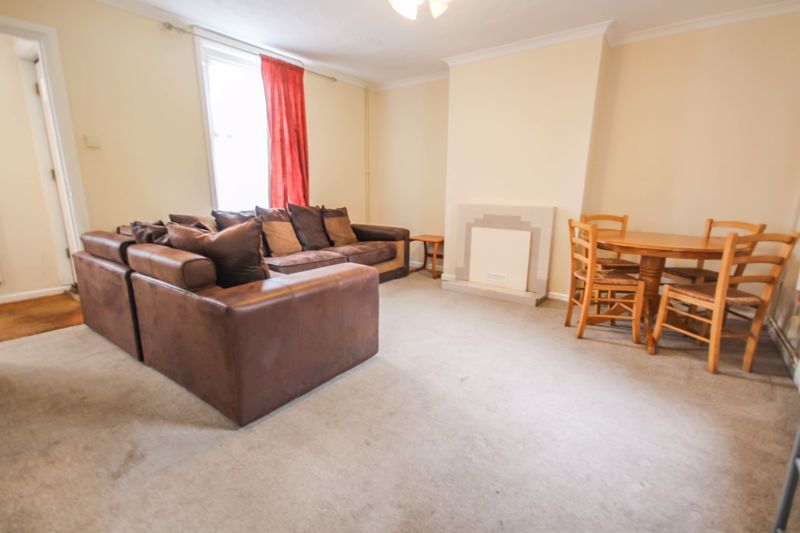 Property photo 2 of 13 Photo 3