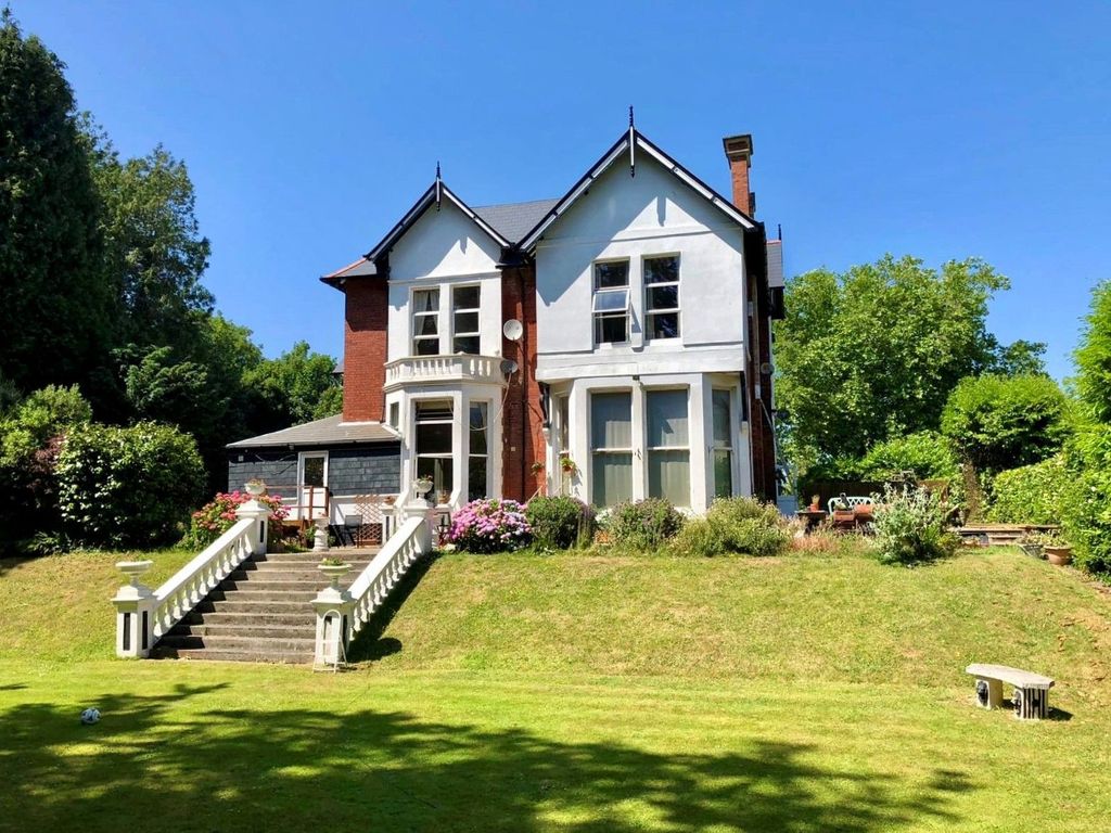 Property photo 2 of 15