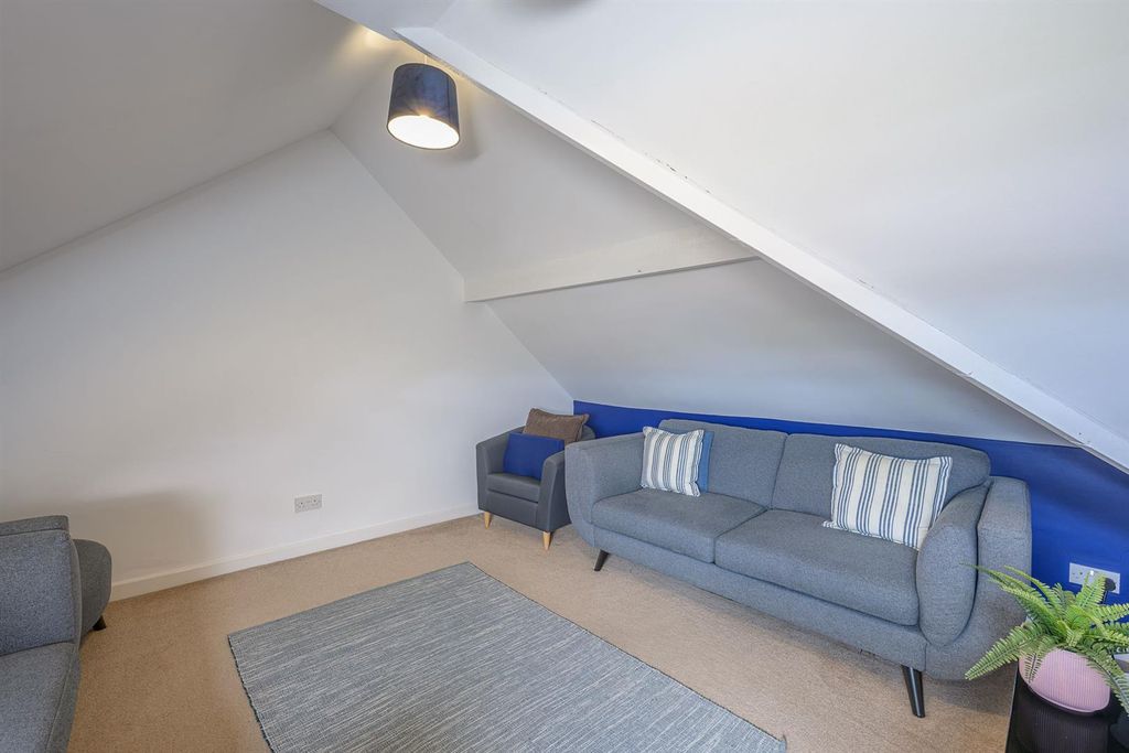 Additional image 28 of 4 bed semi-detached house for saleAmblecote Road, Brierley Hill DY5