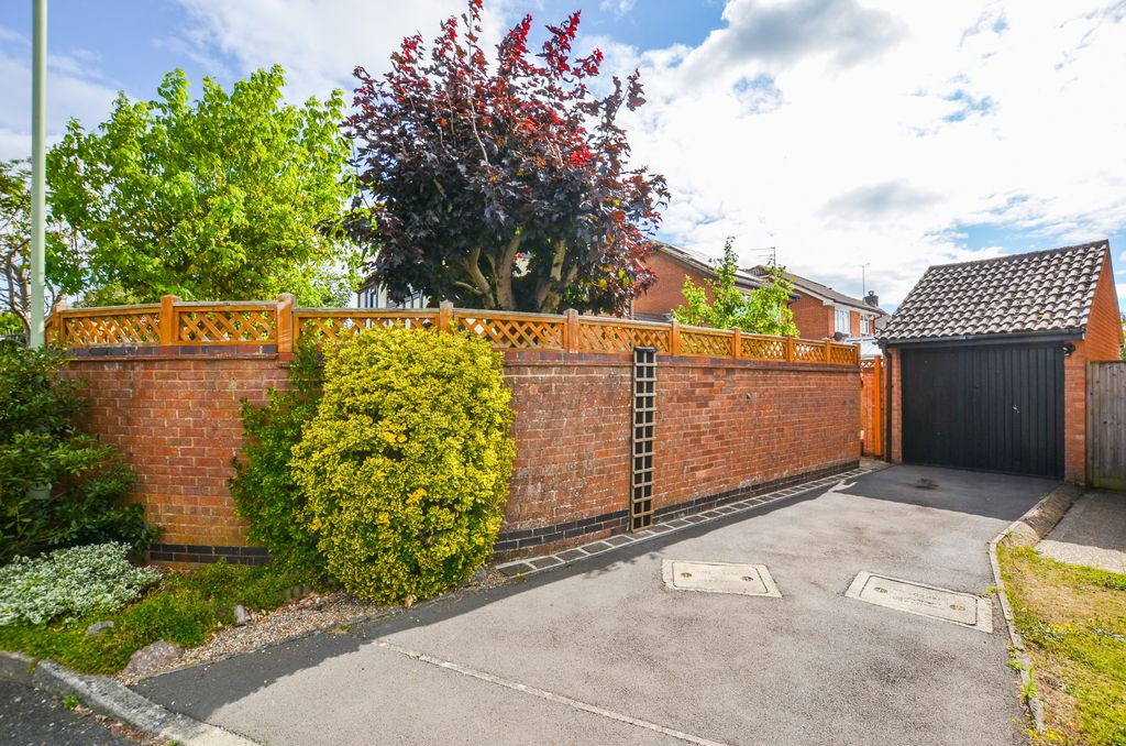 Property photo 2 of 22