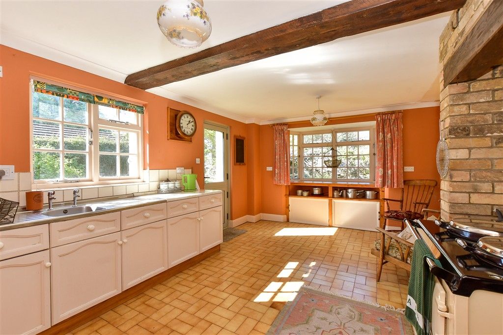 Property photo 3 of 19 Kitchen/ Breakfast Room
