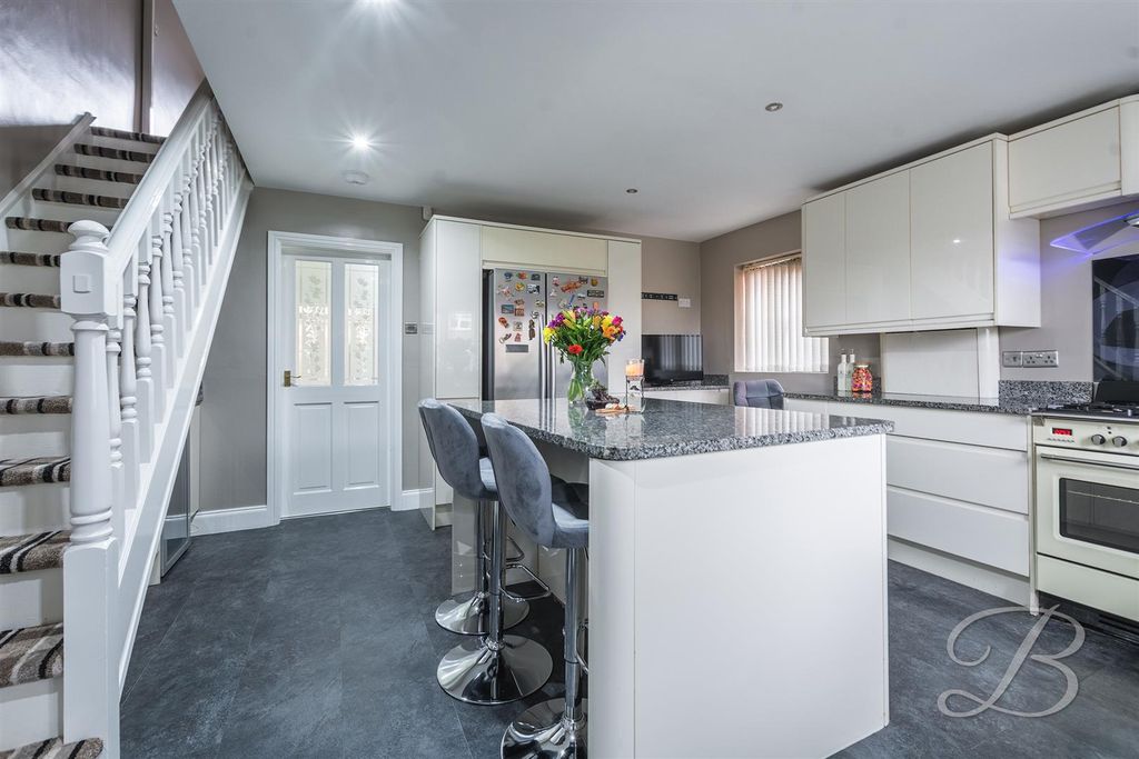 Property photo 3 of 32 CC18.Jpg