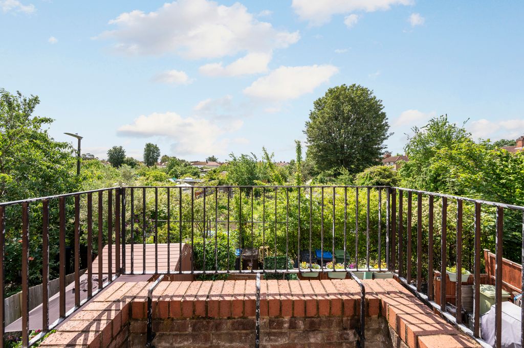 Property photo 2 of 14 Picture No. 09