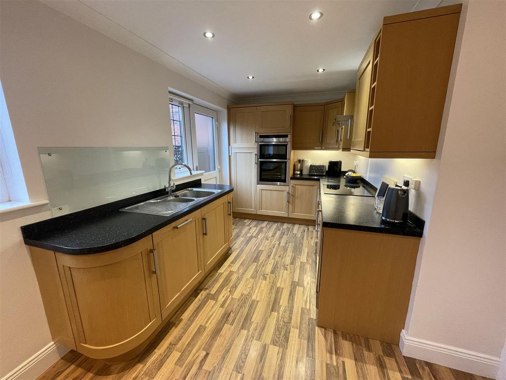 Property photo 3 of 18 42 Brac 8.Jpg